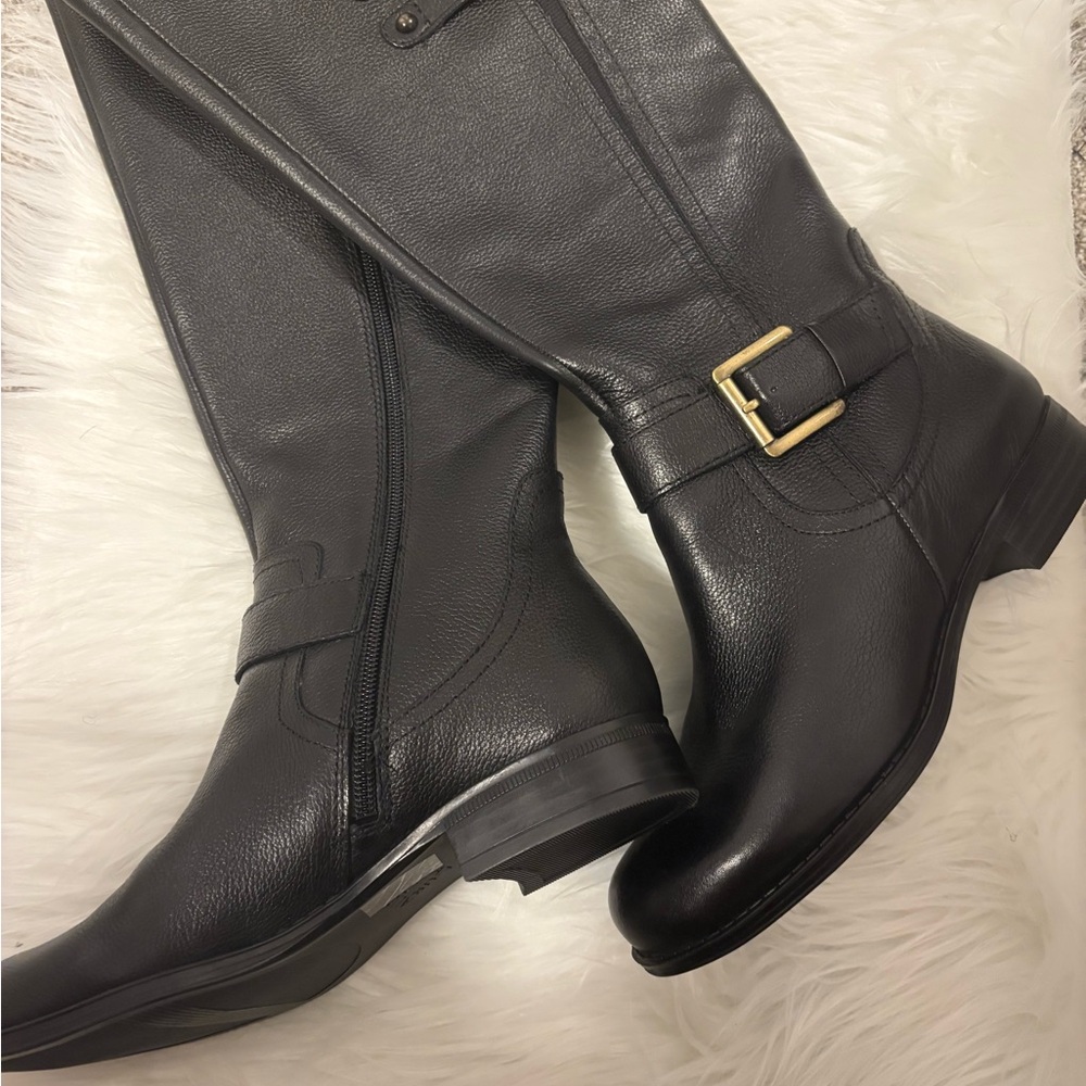 Naturalizer Black Over the Knee Boots with Classic Design